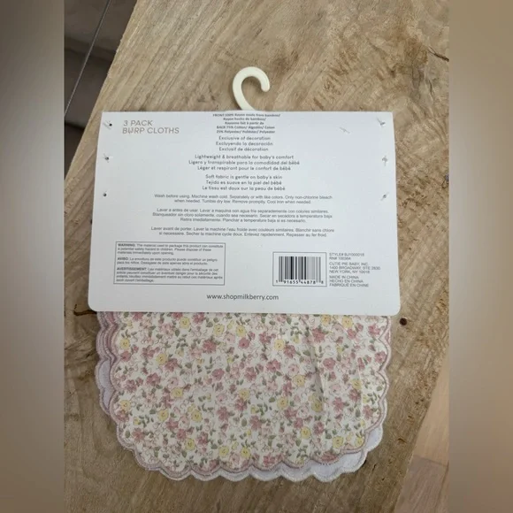 Milkberry 3-Pack Bamboo Rayon Burp Cloths Floral White & Pink Scalloped Set NWT - Picture 4 of 5